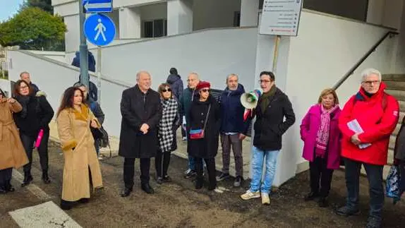 La Sanit Del Sassarese In Crisi Sit In Al Santissima Annunziata