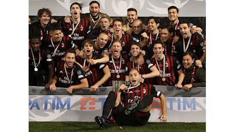 Tripudio Milan in Supercoppa, i rossoneri fanno festa sui social