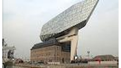 Anversa: inaugurato l'edificio ''diamante'' di Zaha Hadid