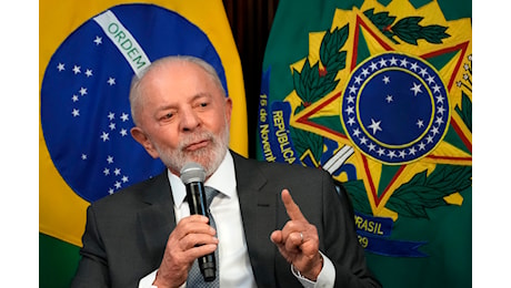 Brasile, pianificavano golpe e assassinio del presidente Lula: arrestati 5 agenti