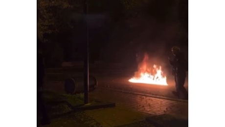 Halloween incendiario a Ospedaletto, Carabinieri denunciano 15enne con tanica di benzina