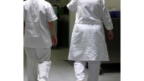 Aggressioni ai sanitari, pene più severe: 'Fino a cinque anni di carcere e 10.000 mila euro di multa'. Il Governo: 'Stop a violenze e alla distruzione di pronto soccorso'