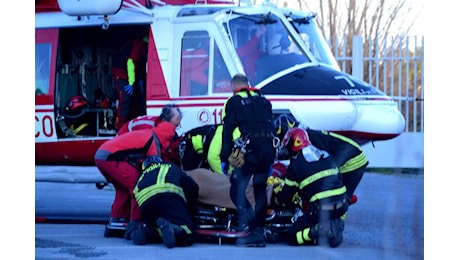 Uomo trovato morto nei boschi di Neirone, sul posto soccorsi e carabinieri