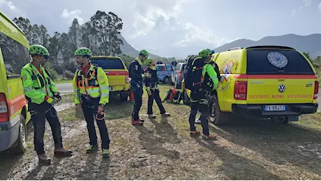 Monte Arcosu, le squadre di ricerca del disperso: «Condizioni difficili»