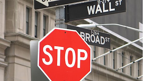 Wall Street in calo. Occhi su inflazione e Fed