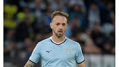 Lazio, infortunio per Lazzari: Baroni in ansia, oggi gli esami strumentali|Serie A