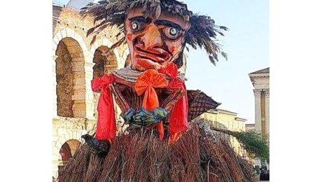 Perchè si festeggia la befana e la tradizione del 'Brusa la Vecia'