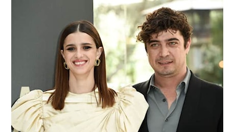 Riccardo Scamarcio e Benedetta Porcaroli, la storia della coppia in 8 foto