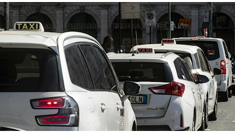 Taxi spariti a Roma e Uber ne approfitta: chiesti 200 euro per una corsa da via Gregorio VII al quartiere Trieste