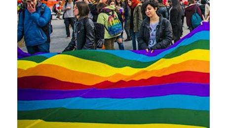 Prima gli insulti, poi le botte: coppia gay aggredita a Milano