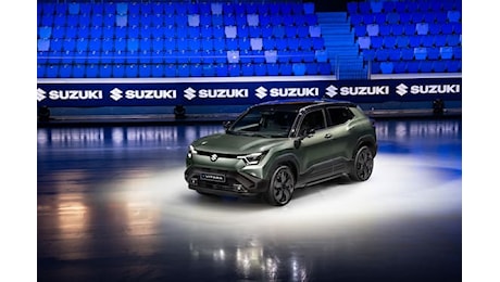 Suzuki eVitara, il nuovo suv è la prima auto 100% elettrica della casa giapponese. FOTO