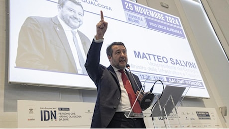 Bocciato il taglio del canone Rai. FI vota con l'opposizione e Salvini desiste: «Non vogliono abbassarlo? Lavoreremo su altri fronti»