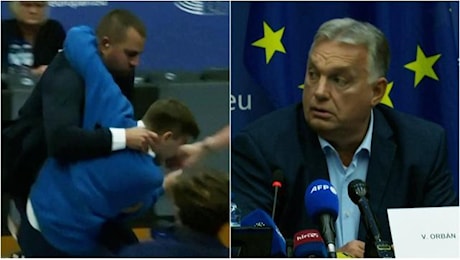 Parlamento europeo, manifestante tenta di aggredire Orban durante una conferenza stampa: il giovane bloccato dalla scorta del premier ungherese