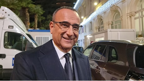 Carlo Conti, i big a Sanremo saranno 31. “E’ una coppia, l’annuncio domani”