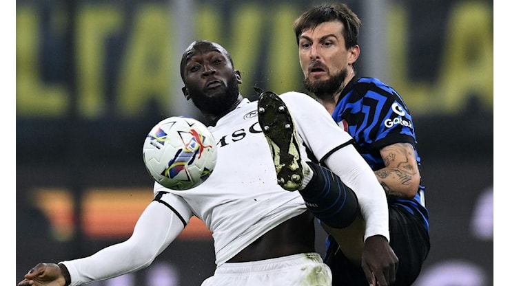 Lotta Scudetto, caos per l’eventuale spareggio Napoli Inter: «Sarebbero da sistemare le date per queste partite…» - InterNews24.com Lotta Scudetto, caos per l’eventuale spareggio Napoli Inter: «Sarebbero da sistemare le date per queste partite…» - InterNews24.com
