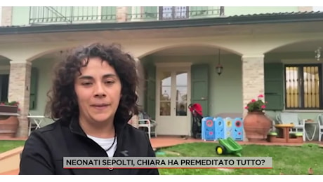 Chiara Petrolini, la vicina di casa: Faceva grigliate in giardino con due neonati sepolti come se nulla fosse - VIDEO