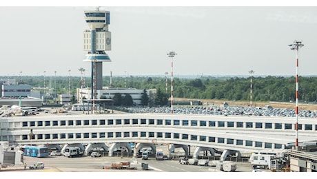 Trasporto aereo: disagi e rallentamenti in aeroporti italiani Nord Ovest per problemi a radar