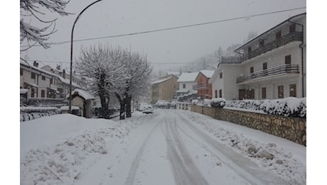 Meteo: Neve confermata fino a bassa quota nei Prossimi giorni, i dettagli