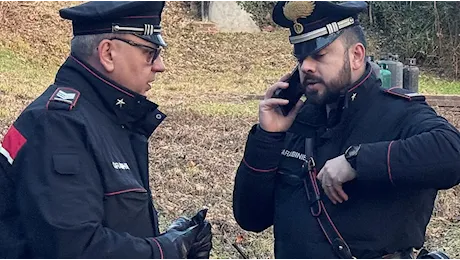 Marito e moglie trovati morti in casa, ipotesi omicidio-suicidio in Umbria