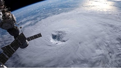 L'uragano Beryl non si ferma: dopo aver devastato i Caraibi punta il Messico