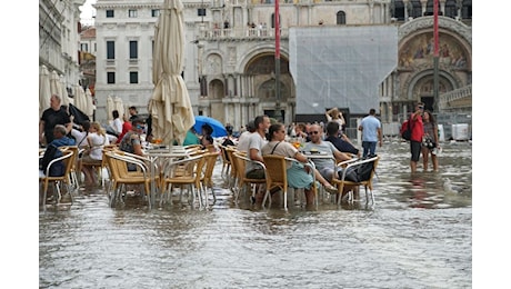 Venezia si tutela sull’iperturismo: le nuove regole di accesso