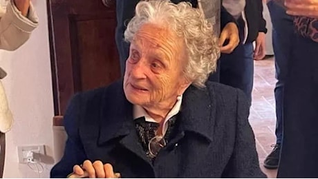 Claudia Baccarini, con 114 anni è la donna più anziana d'Italia: la prima di 10 figli è nata nel Ventennio, l'ultima all'alba del boom economico