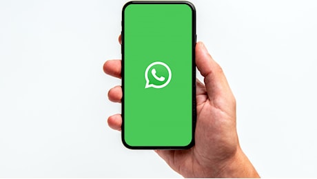 Finalmente WhatsApp riceve la trascrizione dei messaggi vocali, ma non per tutti. Ecco i dettagli