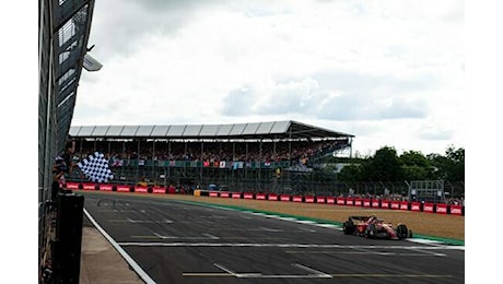 Gp del Messico di F1, Carlos Sainz parte in pole position. Leclerc in seconda fila