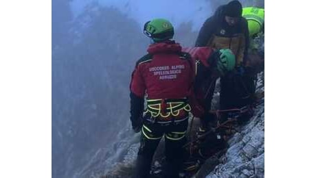 Dispersi sul Gran Sasso, due alpinisti riminesi hanno passato la notte all'addiaccio in alta quota