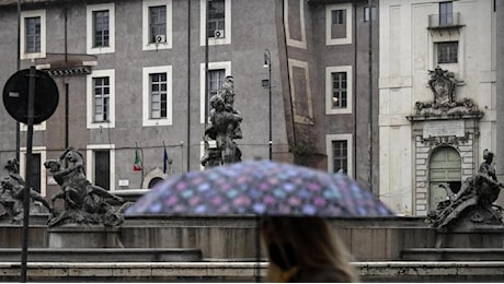 Meteo 19 novembre, il tempo volge al peggio: pioggia su tutto il versante tirrenico, variabile nel resto dell'Italia