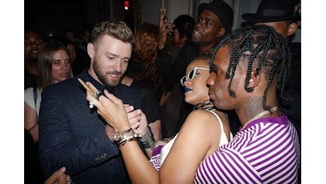 Prima arrestato Timberlake, poi Travis Scott: che combinano le star? E cosa è successo davvero a Justin? La notte folle (solo una?) tra droghe, auto e... Ecco la ricostruzione, quello che non torna, l
