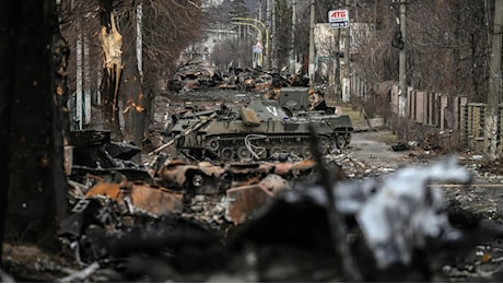 Ucraina, dopo gli accordi Nato Mosca minaccia: “Pericolosa escalation”