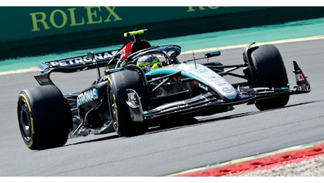 F1, clamoroso a Spa: Russell squalificato, vince Hamilton. Leclerc terzo