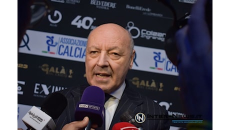 Marotta, siparietto con Ibrahimovic: maglia dell’Inter all’ambasciata