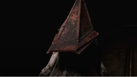 Il nuovo video di Silent Hill 2 mostra lo scontro con Pyramid Head