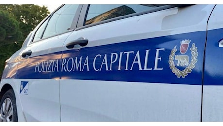 Roma, auto investe un pedone sulla via Trionfale: morto un 47enne