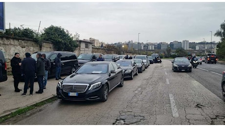 Protesta autisti Ncc a Napoli: «Basta privilegiare i taxi»