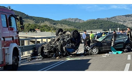 Drammatico incidente a Giacalone, tre morti e tre bambini in codice rosso