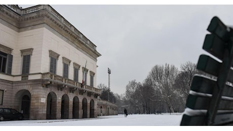 Previsioni meteo fine novembre, picchi di 23 gradi poi arriva la neve in Italia, ecco dove e quando