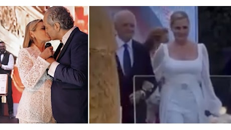 Simona Ventura commossa alle nozze con Giovanni Terzi - foto e video | People