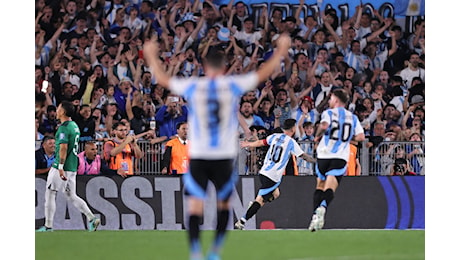 Messi sostiene Lautaro Martinez per il Pallone d’Oro: “Merita più di chiunque altro”