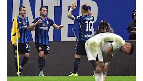 Inter Napoli 1-1, gol e highlights: Calhanoglu risponde a McTominay, poi sbaglia un rigore