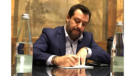 Salvini verso le dimissioni, lo sfogo del leader contro il Tribunale