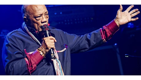 Addio a Quincy Jones, il genio del jazz e del pop