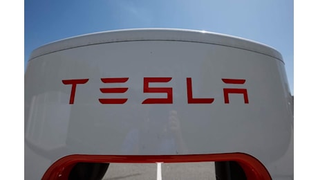 Tesla sotto indagine: cosa sta succedendo alla creatura di Elon Musk