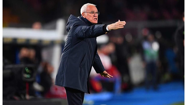 Te lo chiediamo in ginocchio, vieni ad aiutarci: ultimissima missione per Ranieri | Non può dire di no - Napolipiu.com Te lo chiediamo in ginocchio, vieni ad aiutarci: ultimissima missione per Ranieri | Non può dire di no - Napolipiu.com