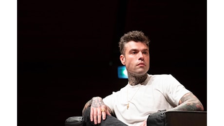 Fedez, ancora problemi di salute: ricoverato d'urgenza a Brindisi