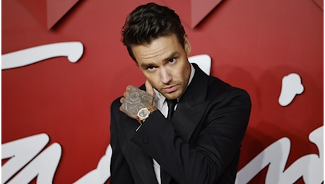 Morto Liam Payne degli One Direction, l'ex cantante della boy band è precipitato da un hotel a Buenos Aires