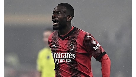 Mercato Milan, dilemma Tomori! I rossoneri riflettono: con la sua cessione possono arrivare queste pedine