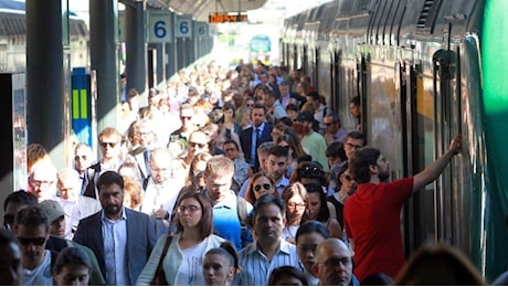Sciopero trasporti in Lombardia domenica 7 luglio: treni a rischio fino alle 21, a Milano coinvolti anche tram, bus e metrò